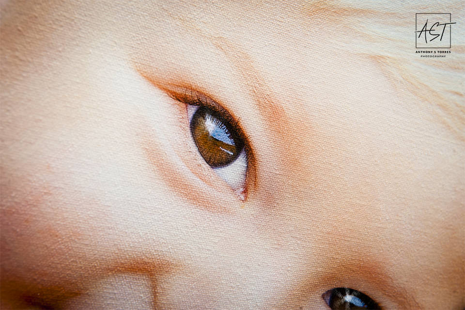 Sample Canvas Texture - Boy's Eye